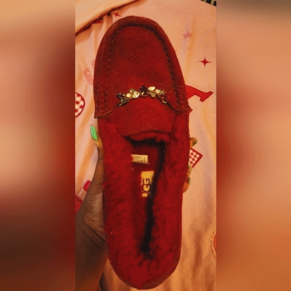 UGG Women Ansley Charm GEM Suede Slippers - Picture 3 of 5